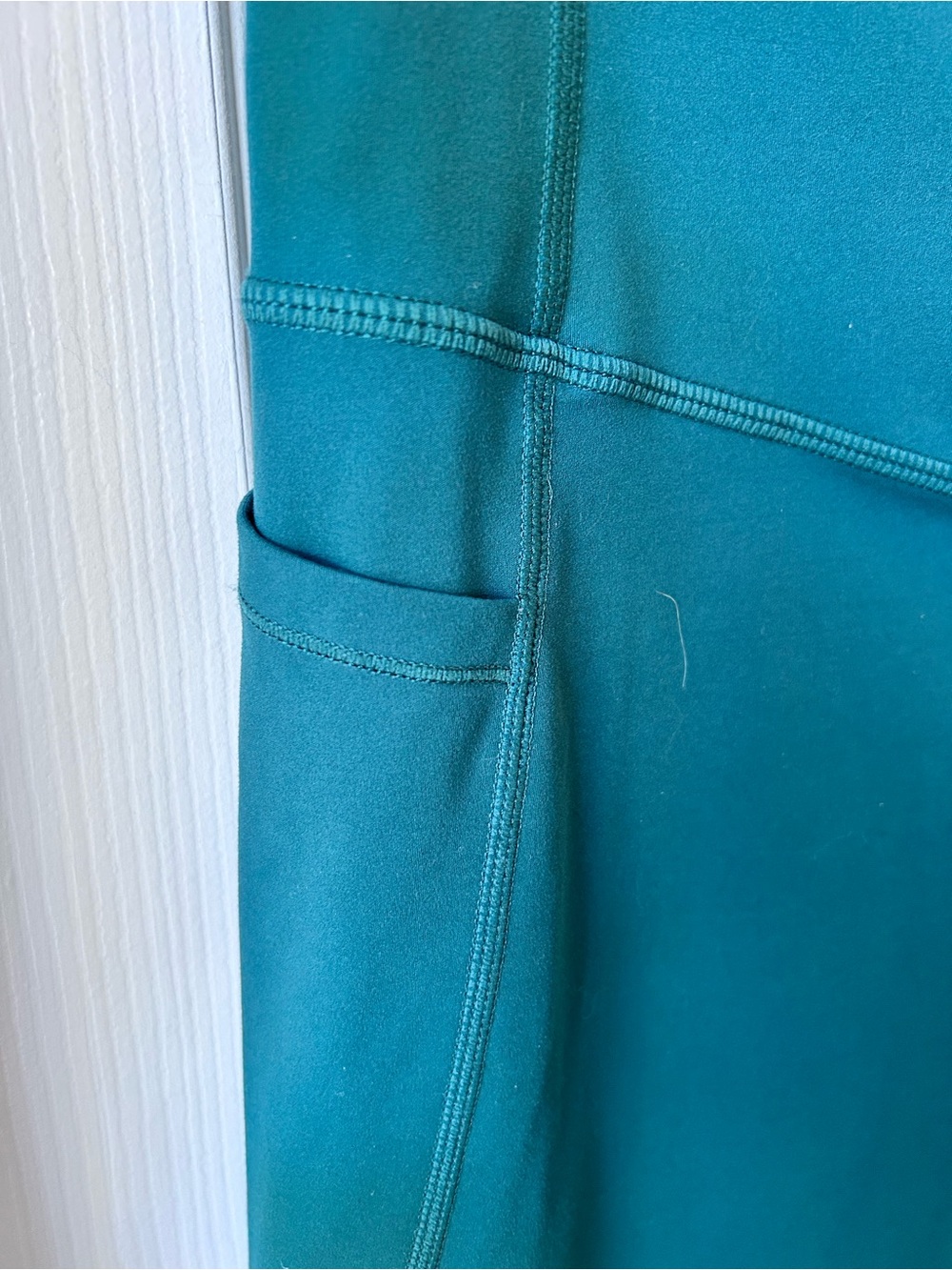 HALARA LEGGINGS RICH TEAL - Picture 4 of 5